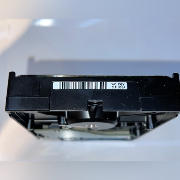 Western Digital WD WD10EZEX Hard Drive 1TB - Picture 3 of 4